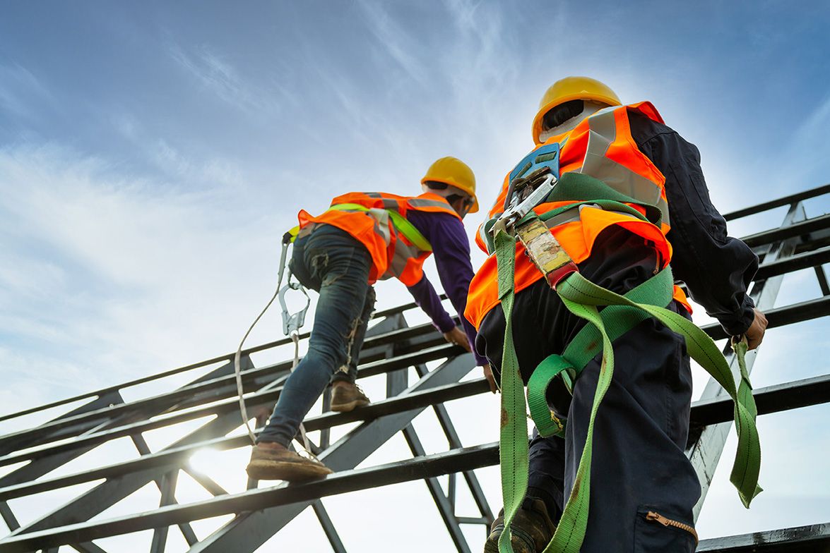 Engineering safety inspection on a steel structure